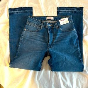 Women’s Wrangler Jeans